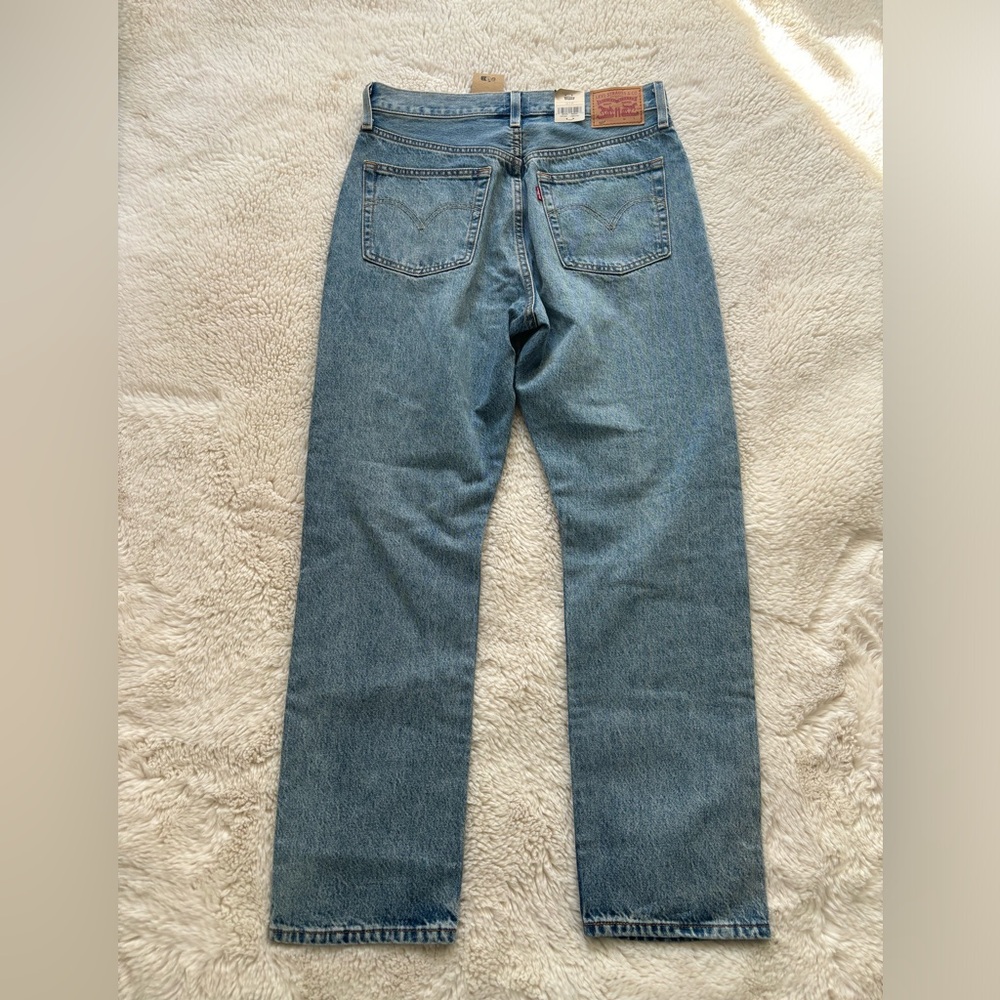 NWT Levi’s 501 High Rise Distressed Straight Leg Jeans - Picture 6 of 8